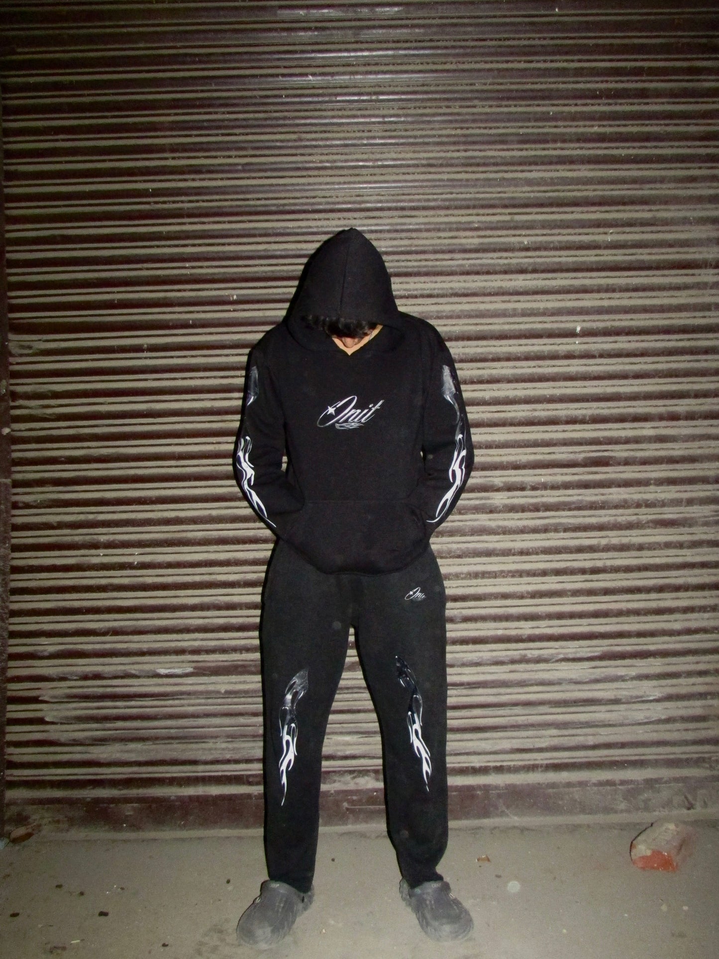 ONIT FIRE HOODIE - MOLTEN CHROME - BLACK OVERSIZED BAGGY